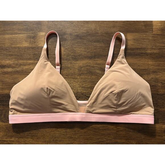 Pepper Size XL Bra Wireless Padded Triangle Bralette Adjustable Straps Plunge - Picture 1 of 10